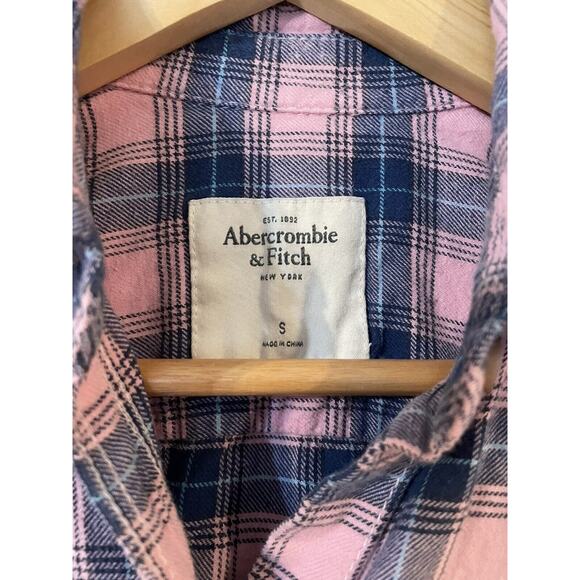 Abercrombie And Fitch Womens Pink And Blue Button Up Flannel Size S - Picture 2 of 6